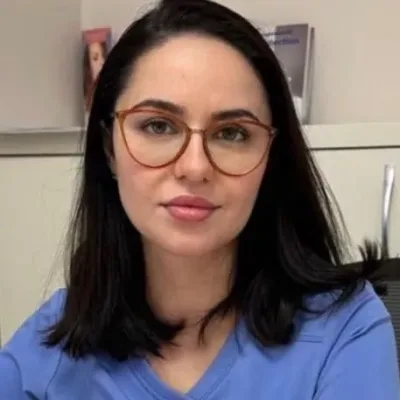 Dr. Mihaela Apostol