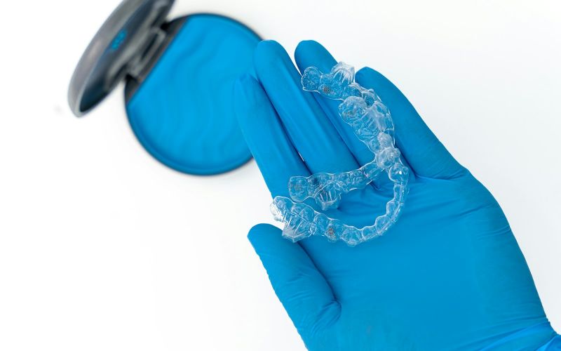 Aparat dentar invizibil (alignere)